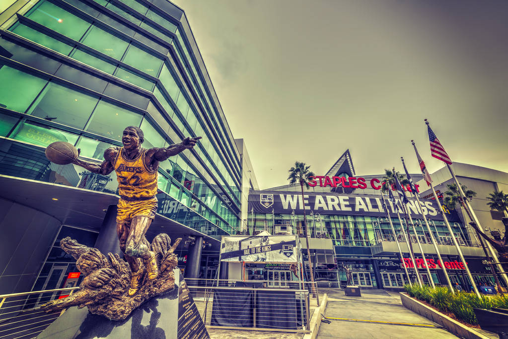 为什么nba的球馆那么大(科普：NBA球队的比赛场馆简介)