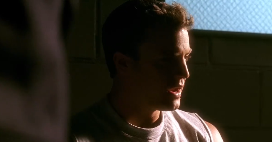 温情解说的《犯罪现场调查》：是教科书级别的经典电视剧，每次都采访真实事件