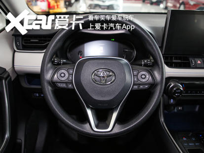 四驱兄弟第二届世界杯续写(丰田SUV的同室操戈 威兰达/RAV4的选购指南)