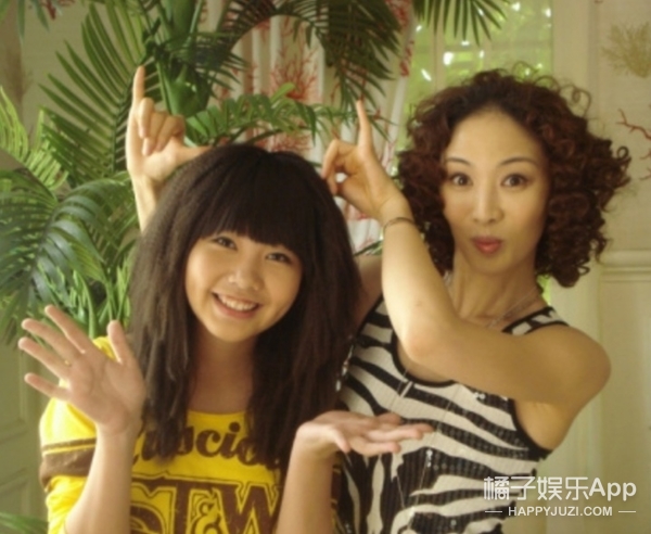 还记得《疯丫头》里的雪儿吗?她现在长这样