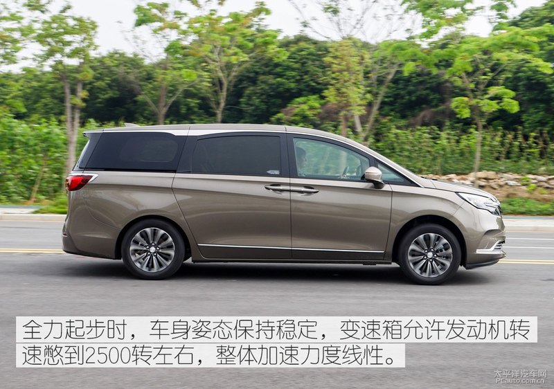 不给对手留机会 试驾全新一代别克GL8 ES