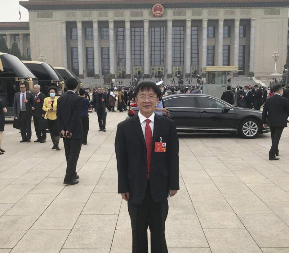 天大人在两会！