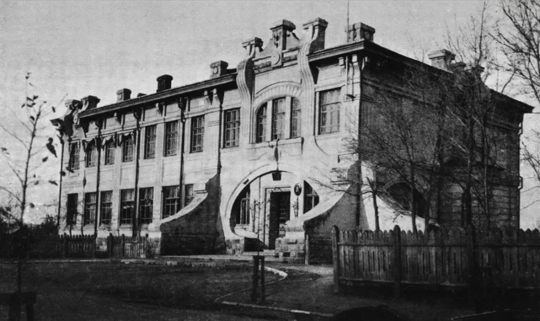 「AT」哈工大宝藏建筑：土木楼的独家“记忆”