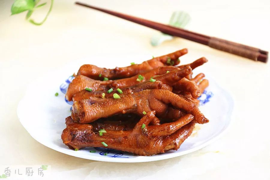 鹵雞爪的做法視頻,鹵雞爪的做法視頻教程