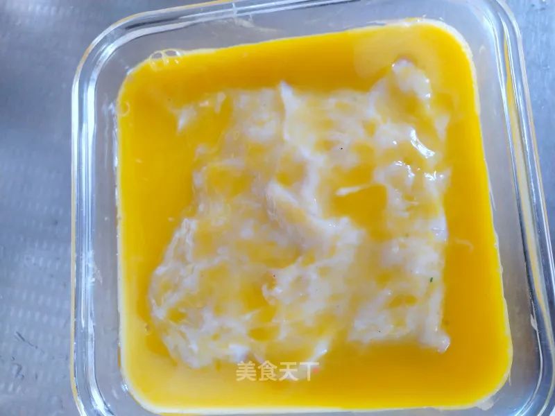 蒸鱼糕：口感细腻，味道鲜美，老少皆宜