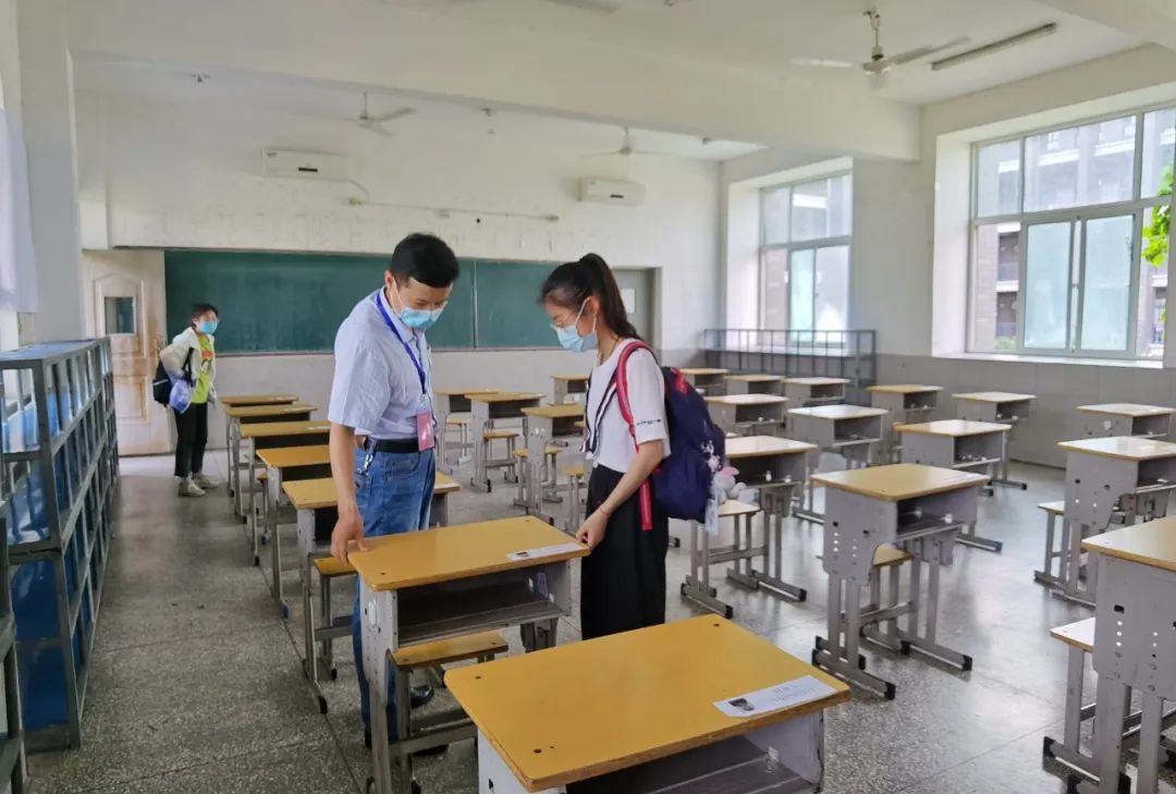实拍！今年阜阳高考考场不一样！