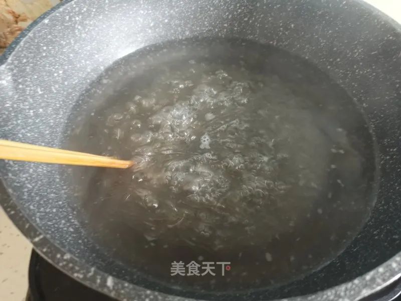 头菜炒粉条的做法大全（教你做头菜脆嫩的头菜炒粉条）