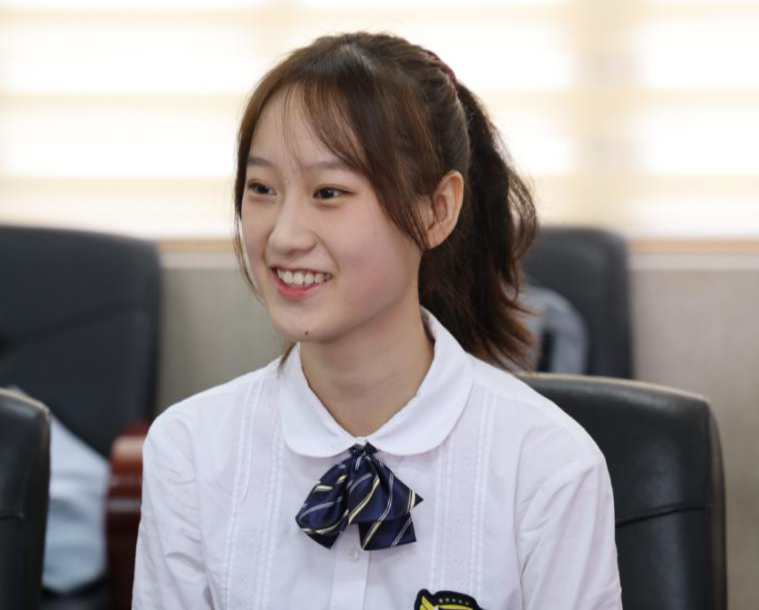 不刷题？不上补习班？爱看闲书？广东高考高分学霸这样说