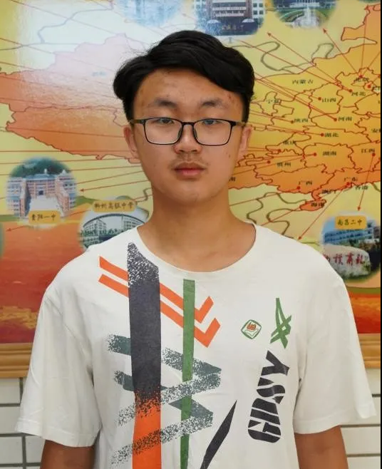 不刷题？不上补习班？爱看闲书？广东高考高分学霸这样说