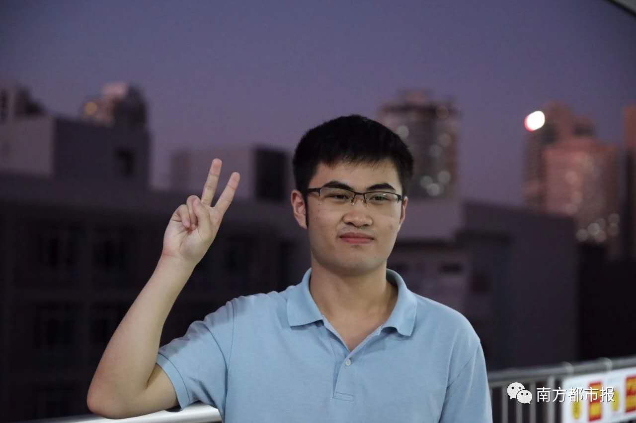 不刷题？不上补习班？爱看闲书？广东高考高分学霸这样说