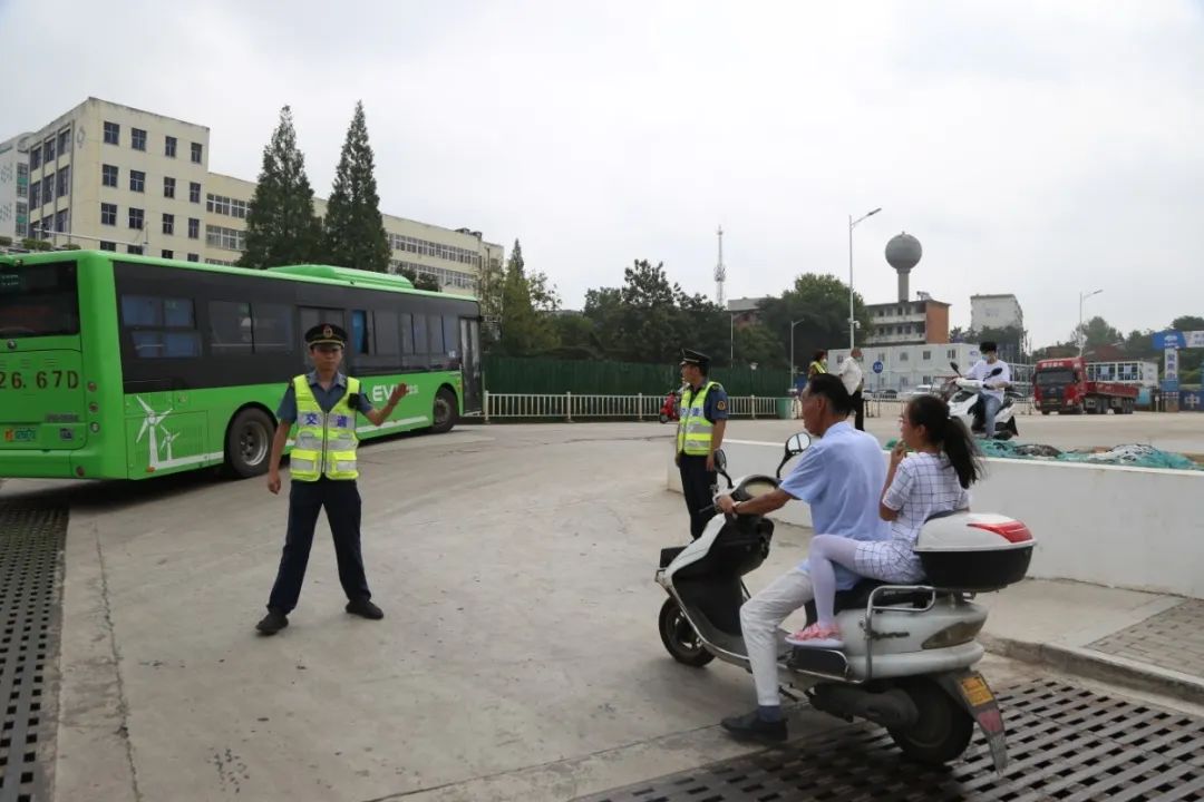 变了，请到这里候车