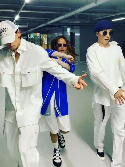 如果韓國也有浪姐 李孝利第二沒人敢稱第一吧