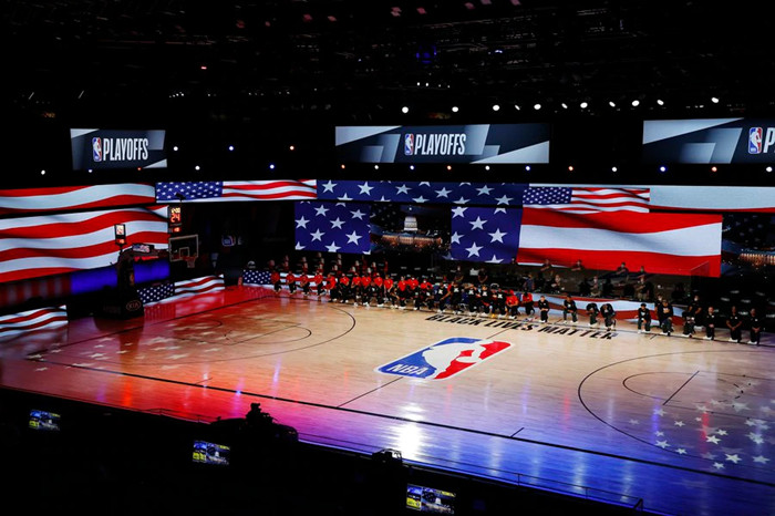 为什么nba总决赛收视率低(NBA总决赛收视率创历史新低，空场、赛程撞车、政治色彩过浓为主因)