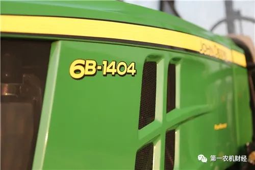 約翰迪爾6B-1404兩“秘籍”助用戶輕松搞定秸稈回收