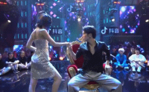 “暗夜精灵”毛晓彤：已经不是只会跳国标舞的女孩子了