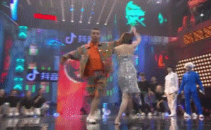 “暗夜精灵”毛晓彤：已经不是只会跳国标舞的女孩子了