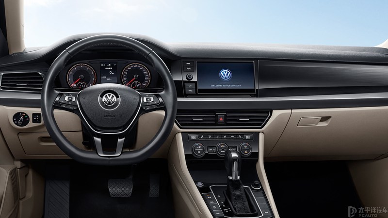 新款上汽大众朗逸上市 售11.29-15.89万/标配Carplay
