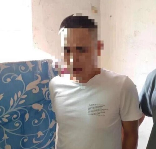 偷奔驰车标打银手镯,偷奔驰车标打银手镯 新闻