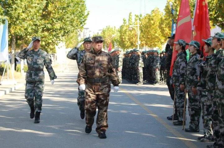 霸气超燃！山东力明科技职业学院新生军训成果汇报