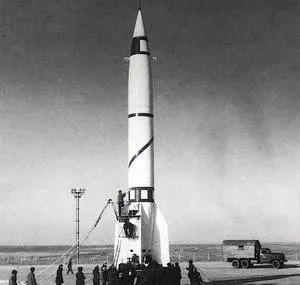 60年前的今天，“东风1号”升空，中国结束没有导弹的历史