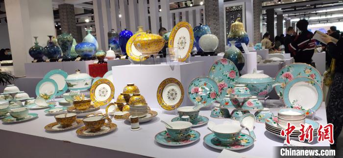 2020中国（北京）国际精品陶瓷展览会开幕