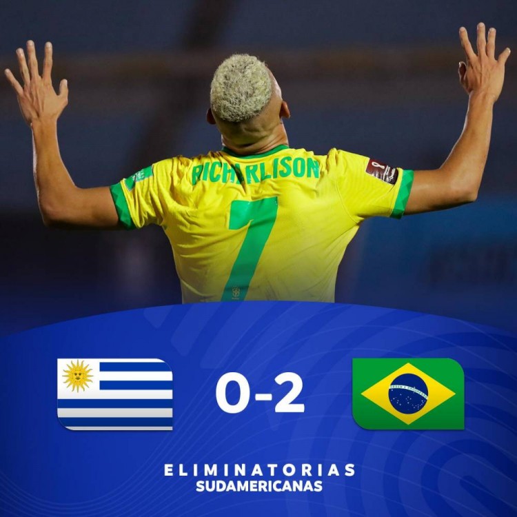 巴西vs乌拉圭(世预赛-卡瓦尼染红阿图尔理查利森破门 巴西2-0十人乌拉圭)