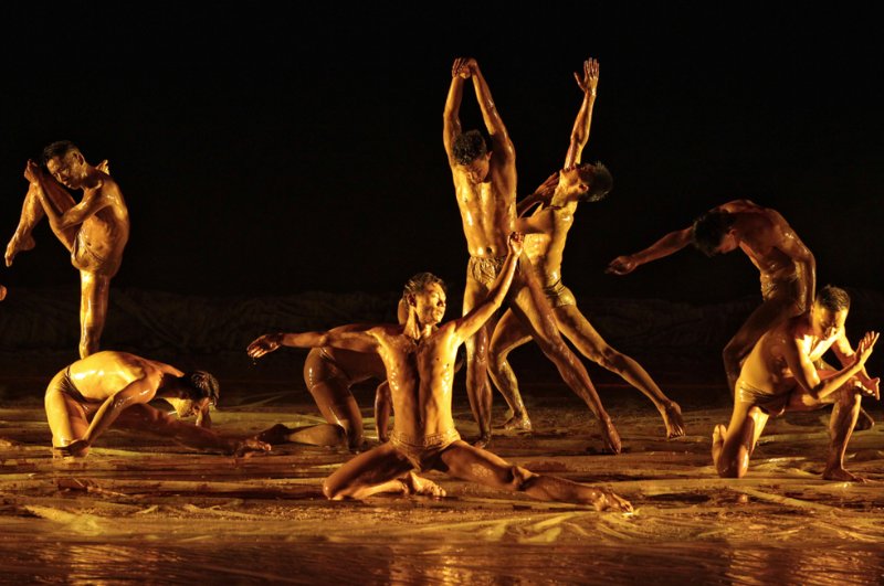 演员谈舞蹈史诗《黄河》：国际化视角，让每个人感同身受