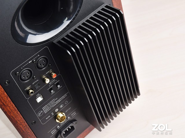 音乐播放器有效性选择Hiwei D1500 Active Hifi扬声器评级