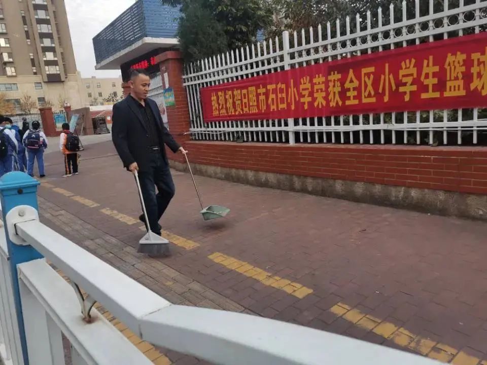 砥砺前行写华章，继往开来谱新篇——石臼小学2020年年终总结