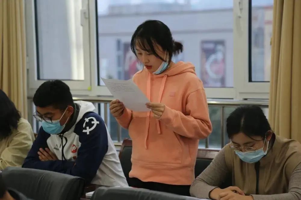 砥砺前行写华章，继往开来谱新篇——石臼小学2020年年终总结