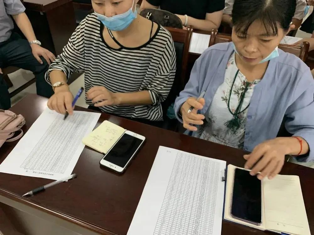 砥砺前行写华章，继往开来谱新篇——石臼小学2020年年终总结