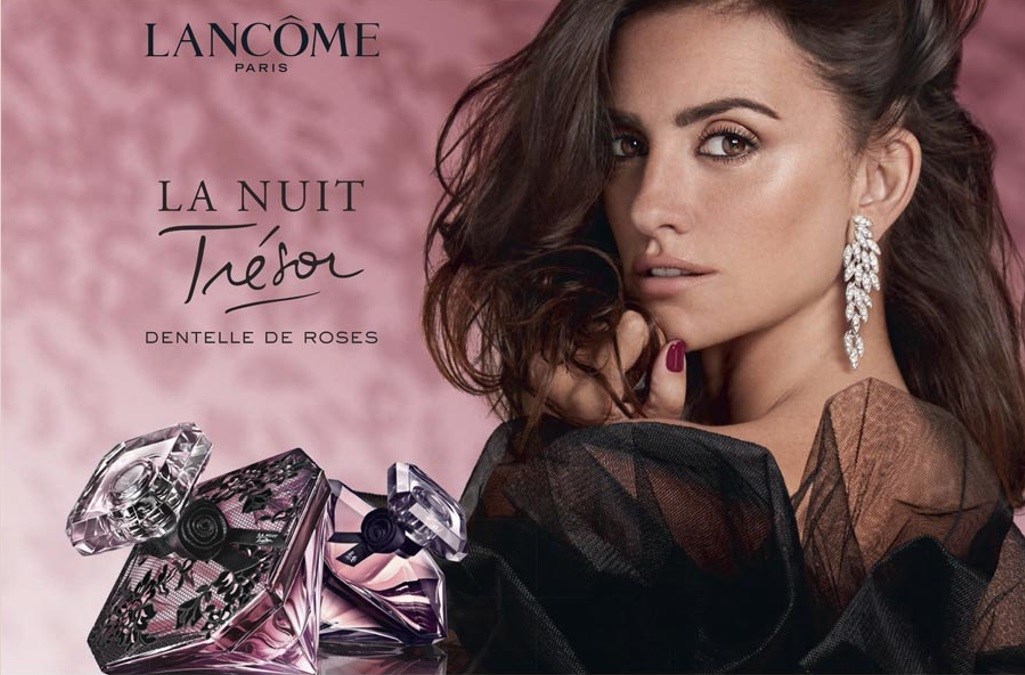 「是日美好事物」DIOR花卉刺绣Book Tote上架，兰蔻钻石瓶香水换蕾丝包装