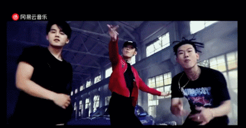 青3创4潜力股预览！翻版宋威龙浓颜出圈，这颜值能火成顶流吗？