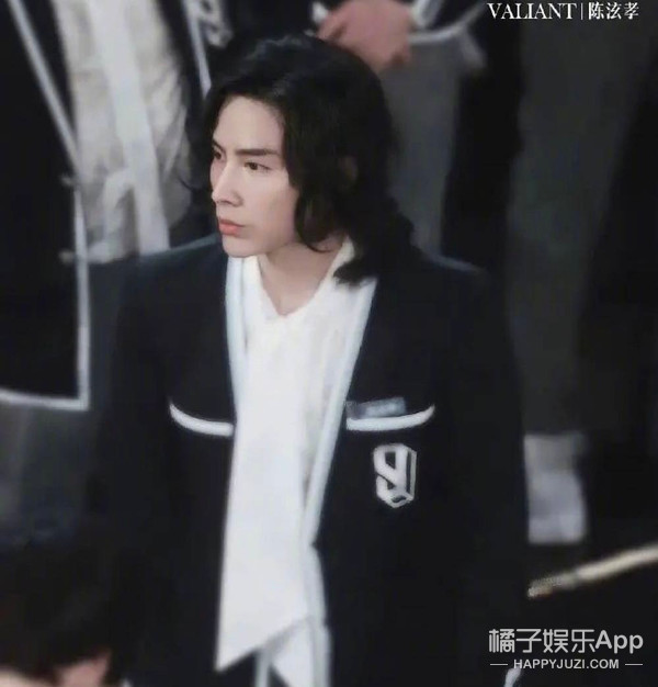 青3创4潜力股预览！翻版宋威龙浓颜出圈，这颜值能火成顶流吗？