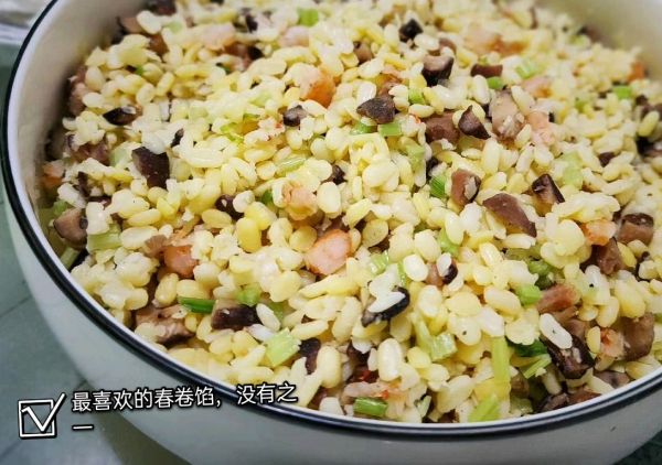 春卷馅料怎么配才好吃（超美味又简单的春卷制作教程）