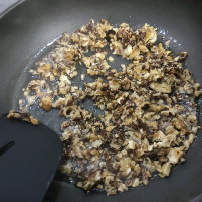 春卷馅料怎么配才好吃（超美味又简单的春卷制作教程）