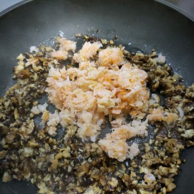 春卷馅料怎么配才好吃（超美味又简单的春卷制作教程）