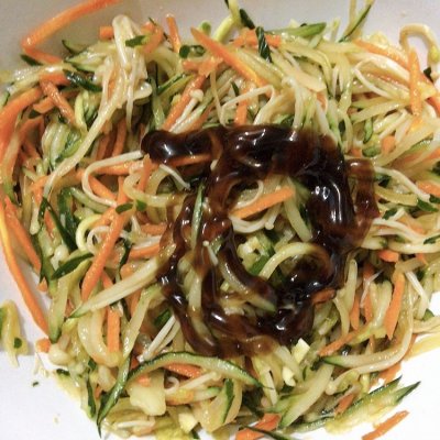 涼拌金針菇的做法,涼拌金針菇的做法視頻