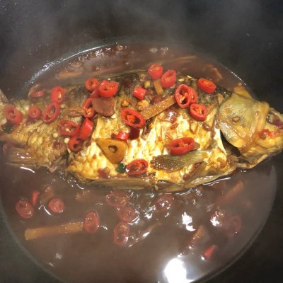 紅燒鯽魚的做法,紅燒鯽魚的做法和步驟的視頻