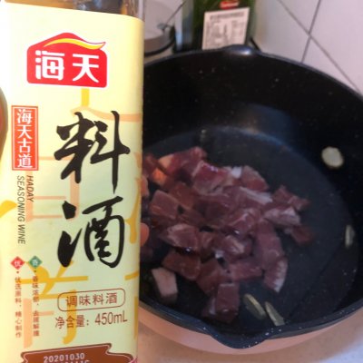 牛肉咖喱飯,