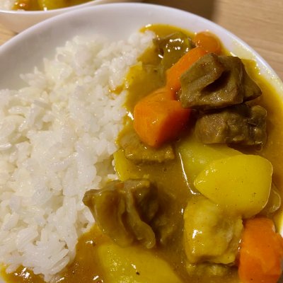 牛肉咖喱飯,