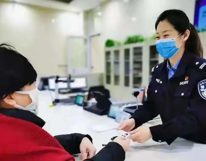 手机、音响、充电宝、红包……过年了！一大波礼物送给你！