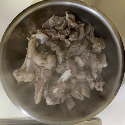 羊肉燉蘿卜正宗的做法,羊肉燉蘿卜正宗的做法視頻