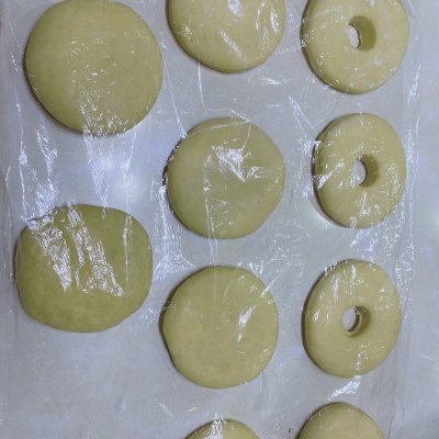 甜甜圈做法大全（教你百吃不厌的家庭版甜甜圈）