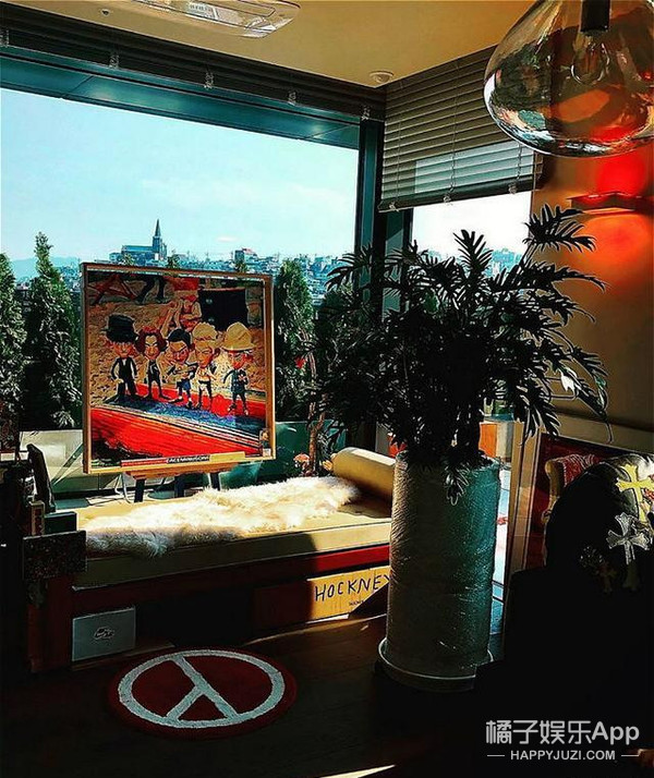 权志龙Jennie恋情曝光，别墅约会长达一年，今年真能结婚？