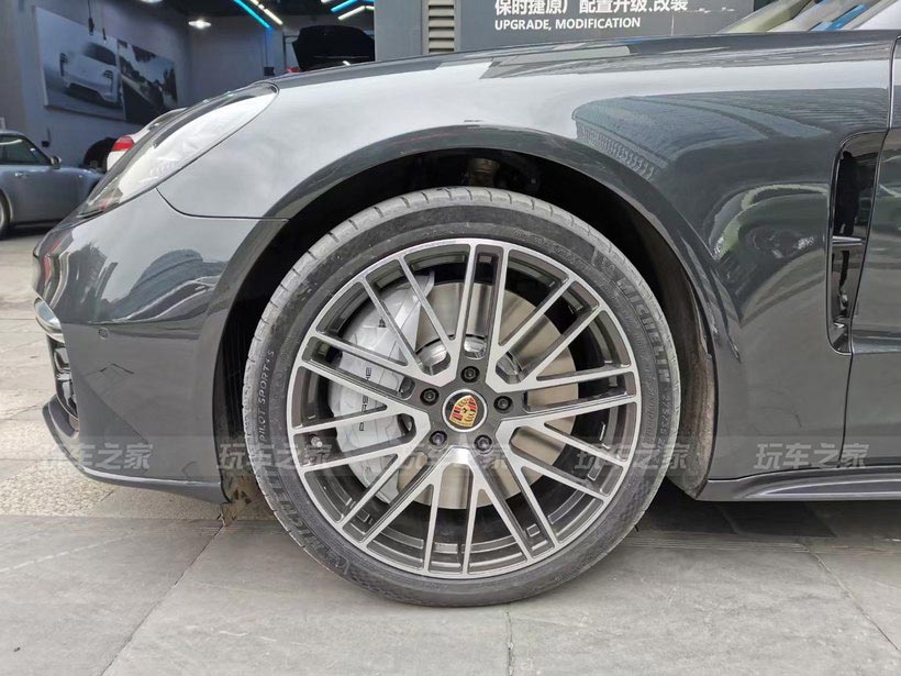 保时捷Panamera4 行政加长版原厂配置升级 改装心得分享