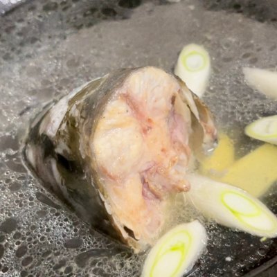 燉魚頭的做法,燉魚頭的做法和步驟