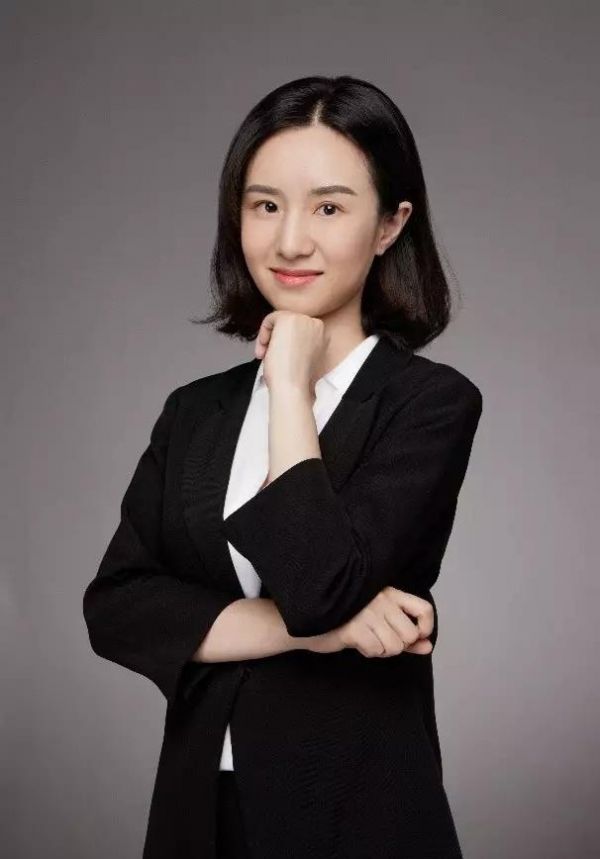 葛兰 简历(网络配图 侵删)工银瑞信基金经理袁芳在业界看来,袁芳的