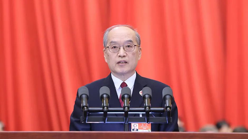 缺席审判,