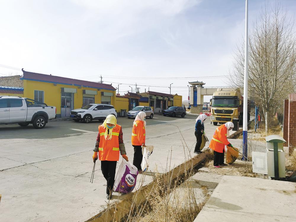高原村庄美如画